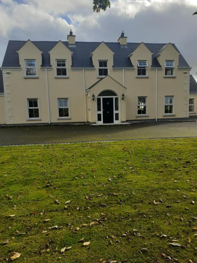 Magnificent House Bed No2 Double Nobber